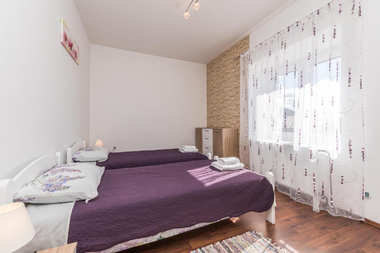 Holiday Home Tower With Private Pool, Sauna And Quads Smilcic ภายนอก รูปภาพ